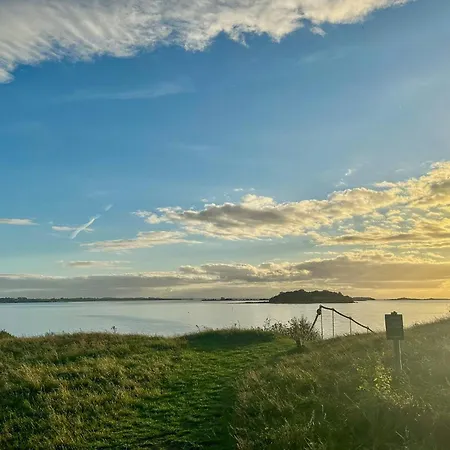 With Harbour View In Falsled بيت للعطل Millinge