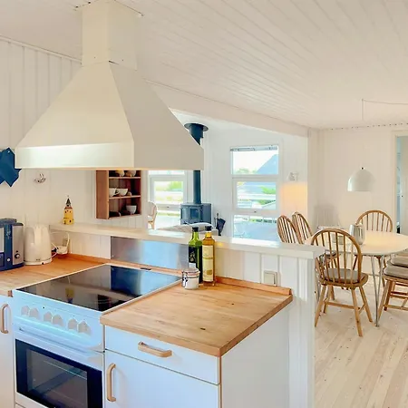 بيت للعطل With Harbour View In Falsled *