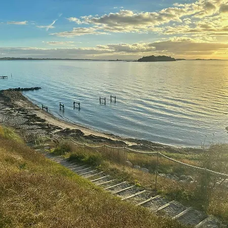 With Harbour View In Falsled Feriehus